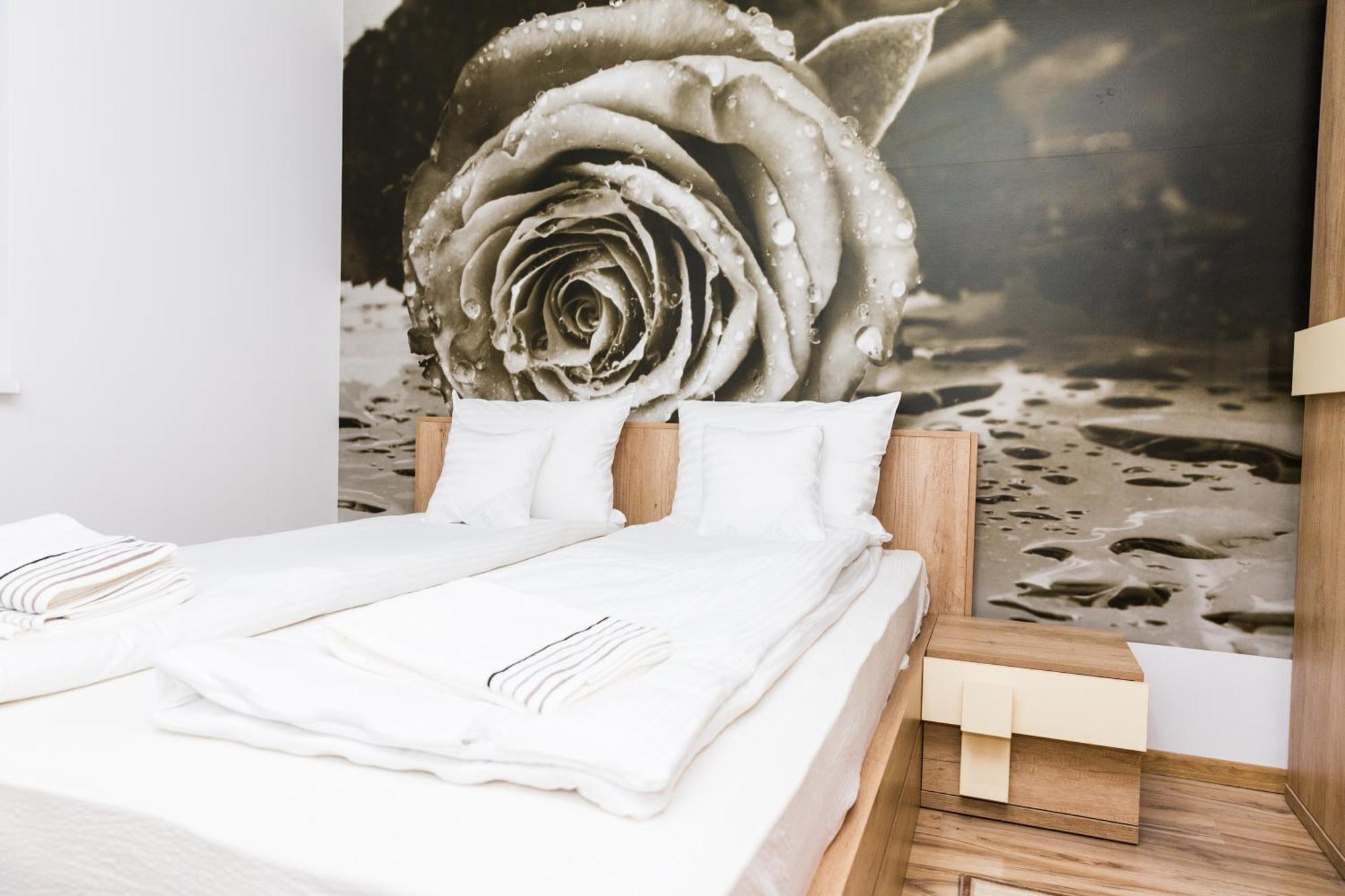 Apartamento Urban Retreat Luxury Hideaway Oradea Exterior foto