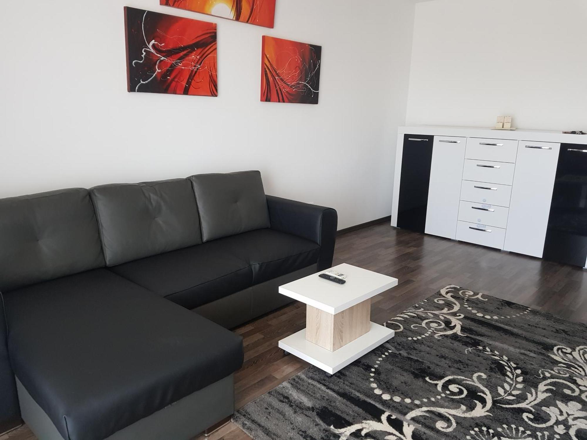 Apartamento Urban Retreat Luxury Hideaway Oradea Exterior foto