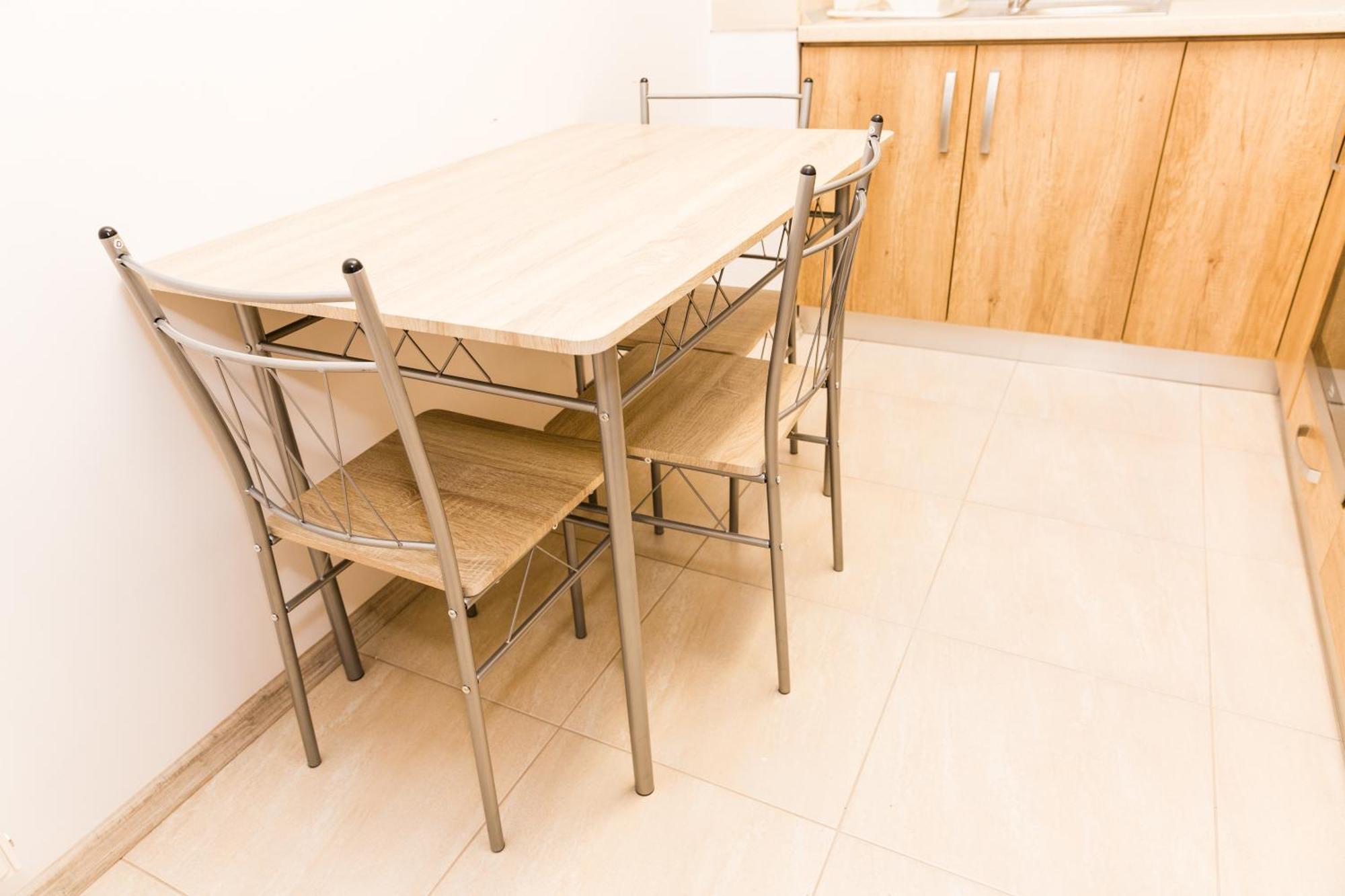 Apartamento Urban Retreat Luxury Hideaway Oradea Exterior foto